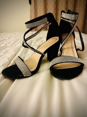 TOP Moda Black Rhinestone Strappy Block Heels